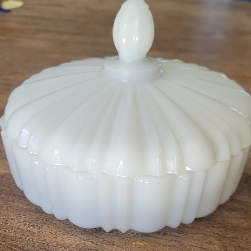  "Old Cafe" milk glass candy dish with a lid, made by Anchor Hocking